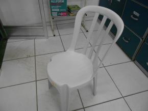 CADEIRA DE PLASTICO
